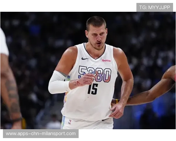 掘金约基奇中距离投篮神准令对手头疼